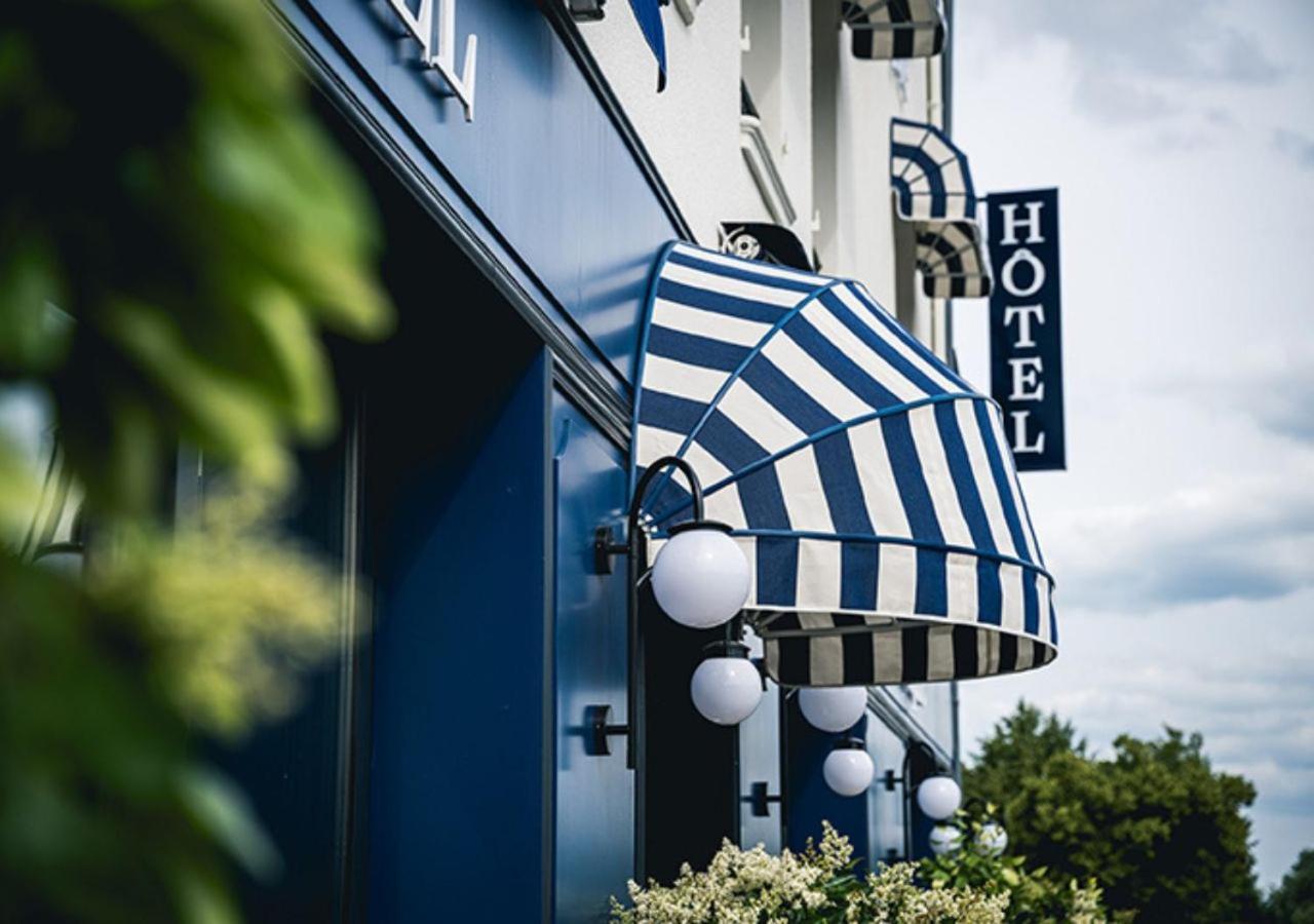 Hotel Saintchristophe Houdan Exteriér fotografie